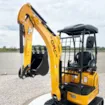FORCE 317 midibagr 1700 kg
