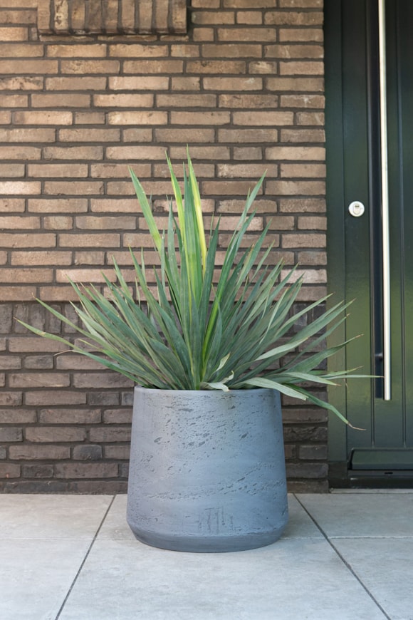 1_Aniek_anthracite_03