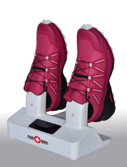 2025_for_boty_ruzove_pozadi